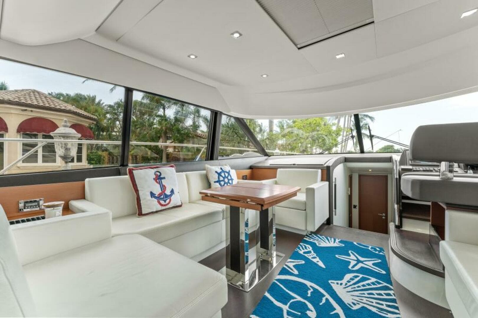 2013 Prestige 550 Flybridge — photo 8