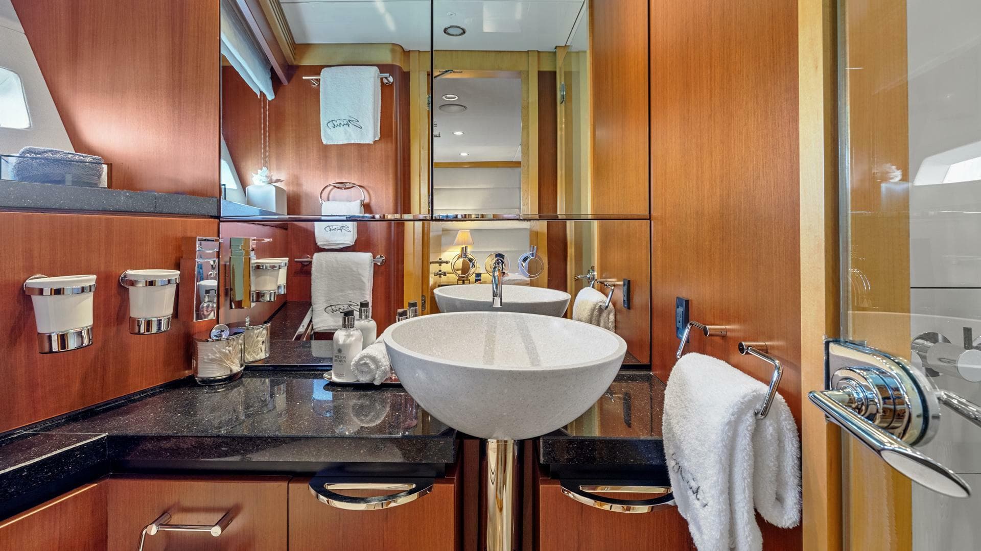 2005 New Zealand Yachts 115 Wave Piercing Power Catamaran — photo 59