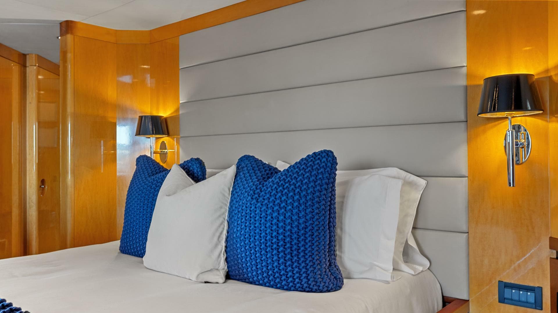 2005 New Zealand Yachts 115 Wave Piercing Power Catamaran — photo 38