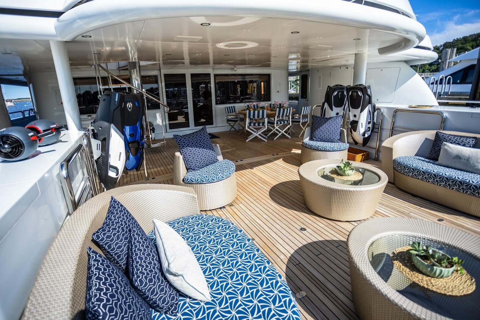 2005 New Zealand Yachts 115 Wave Piercing Power Catamaran — photo 23