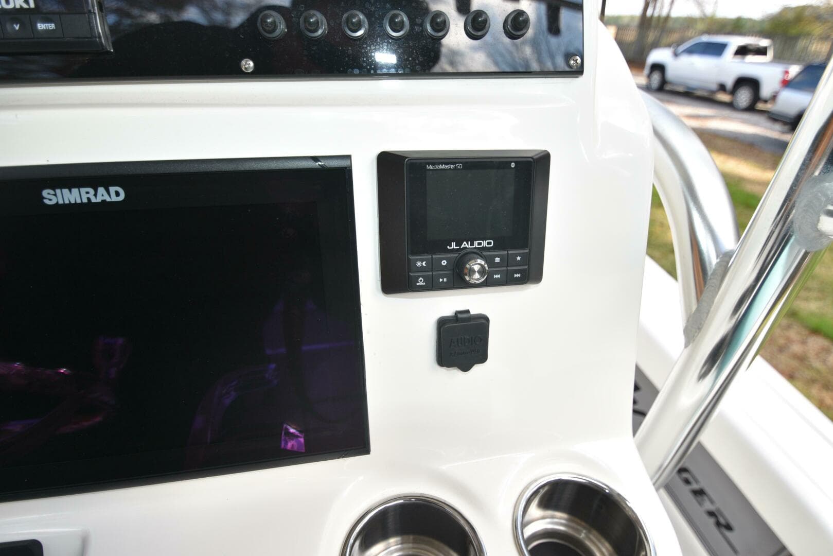 2020 Avenger 24 — photo 34