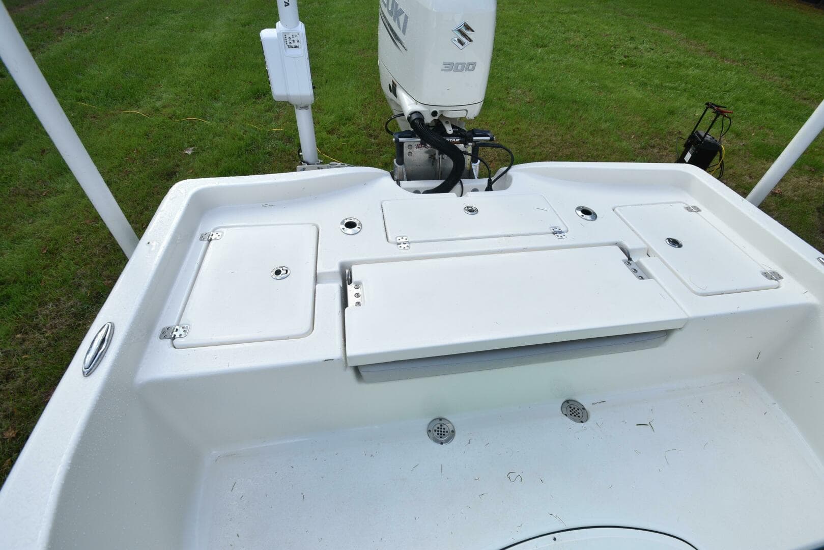 2020 Avenger 24 — photo 28