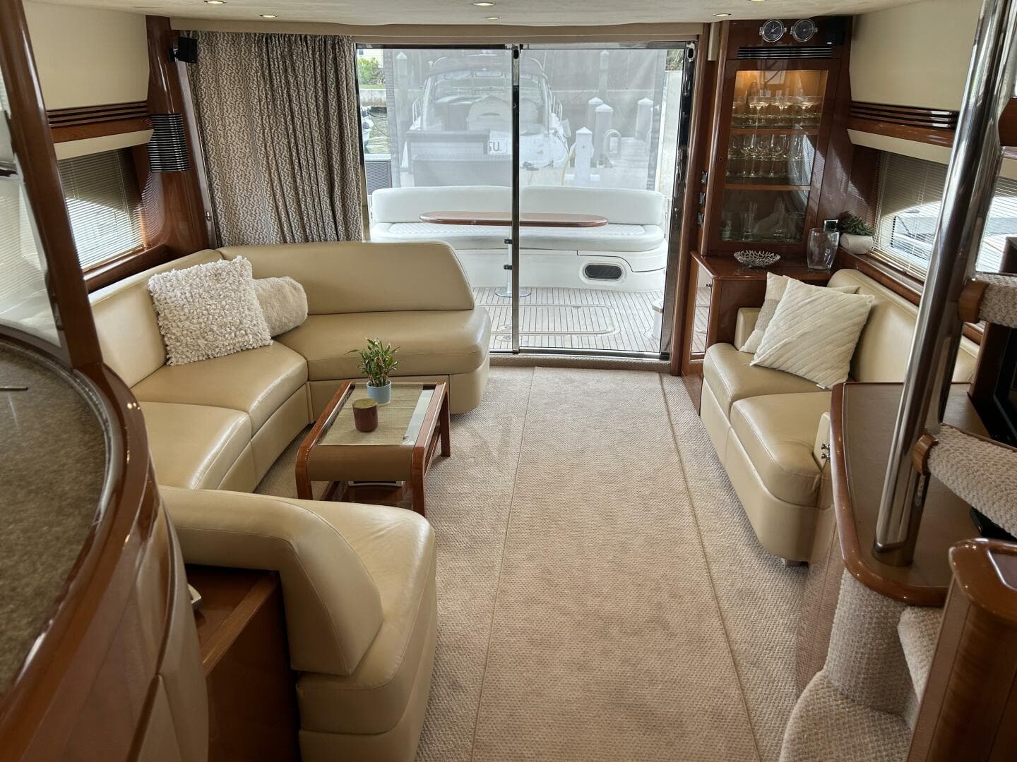 2008 Princess 67 Flybridge — photo 21