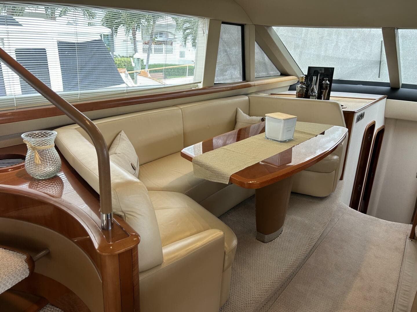 2008 Princess 67 Flybridge — photo 23