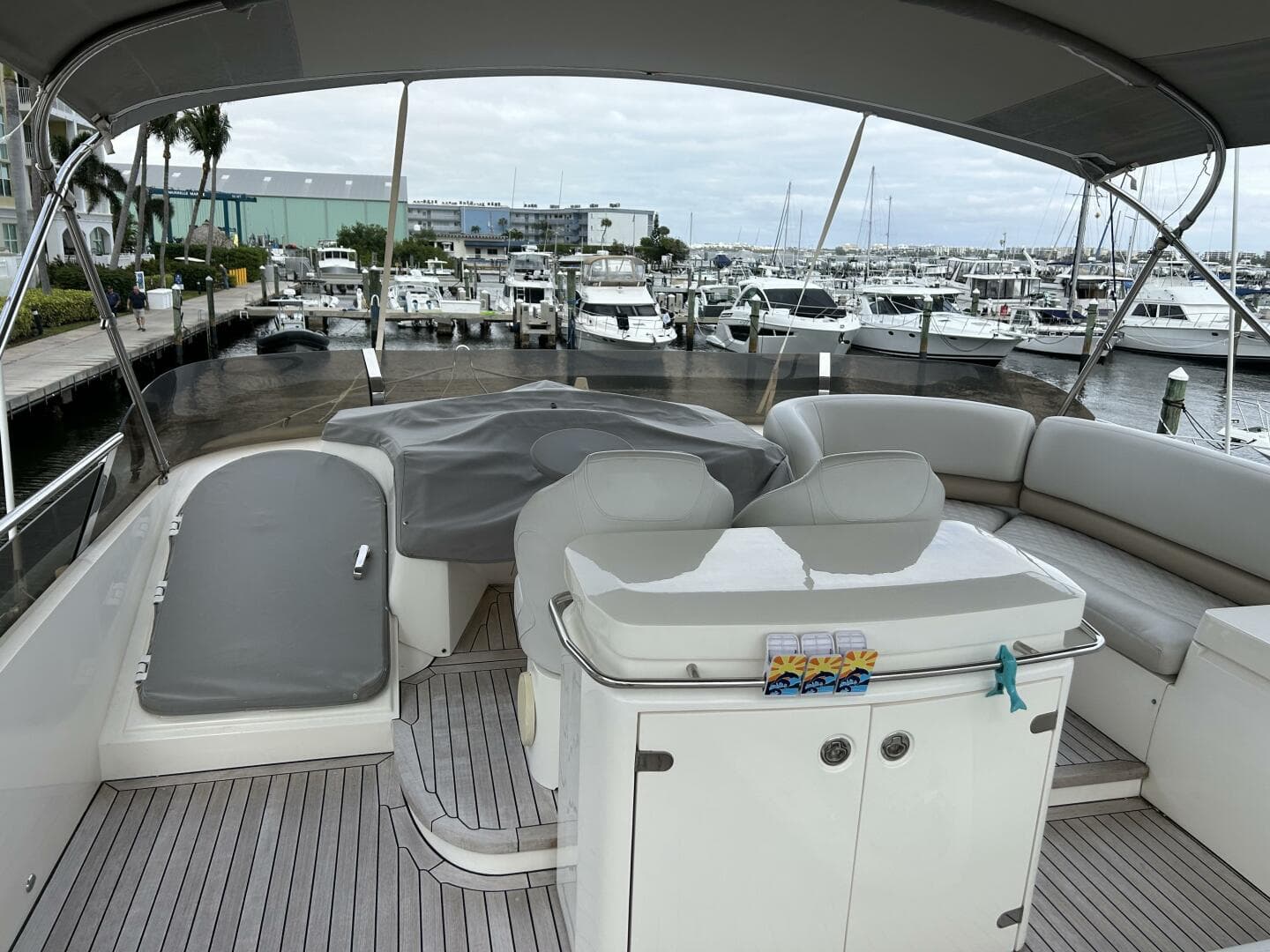 2008 Princess 67 Flybridge — photo 16