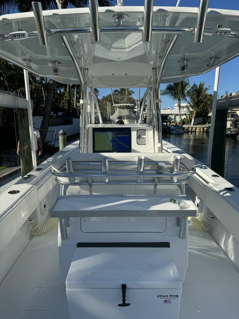 2023 Contender 32 Step — photo 11