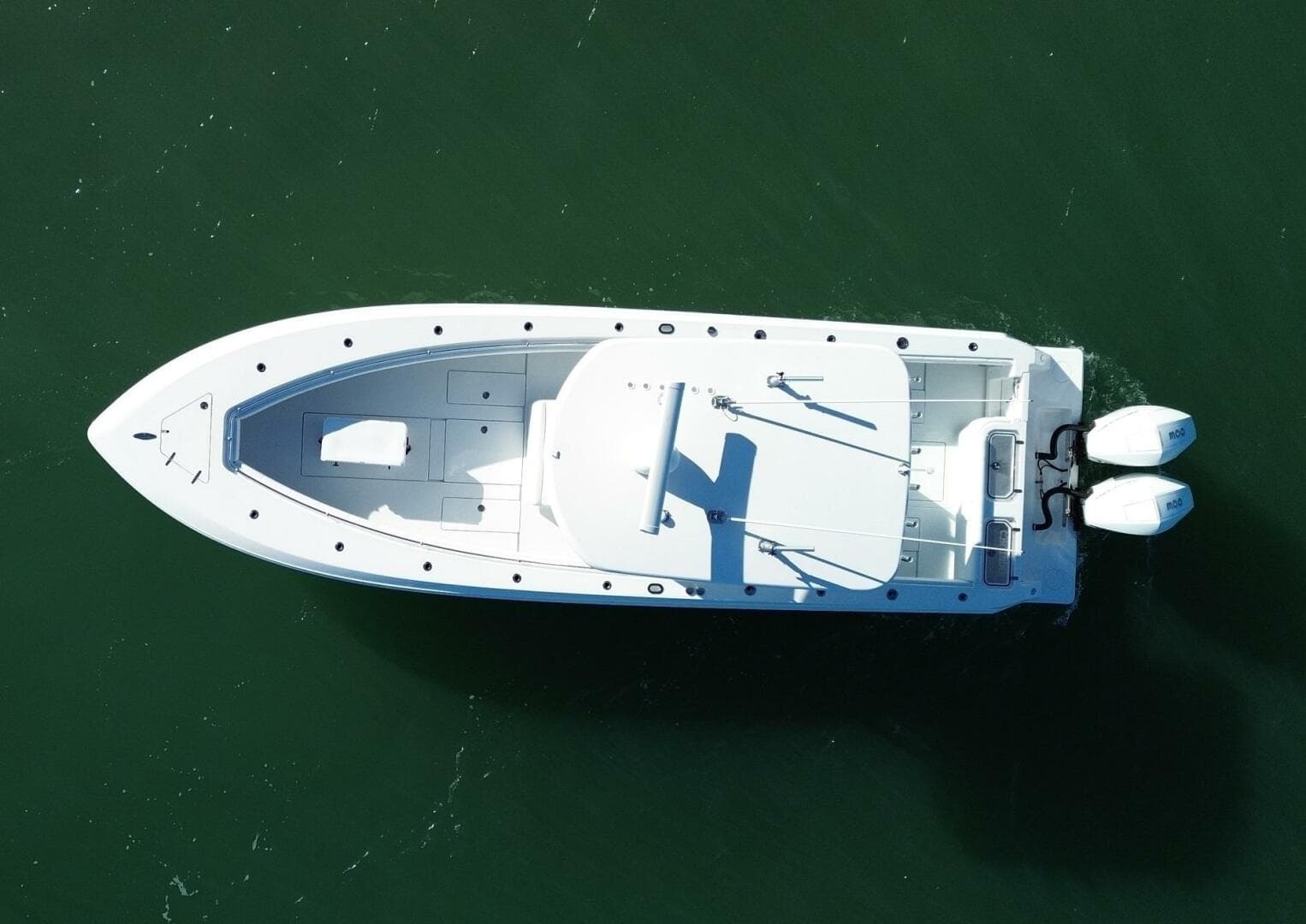 2023 Contender 32 Step — photo 8