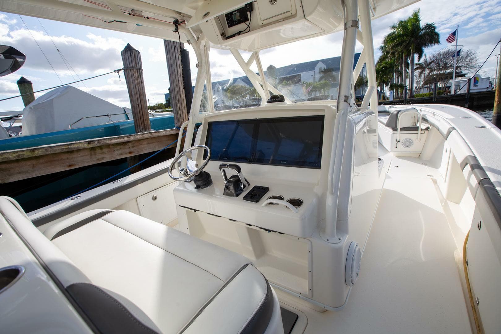 2015 Yellowfin 39 Offshore — photo 11
