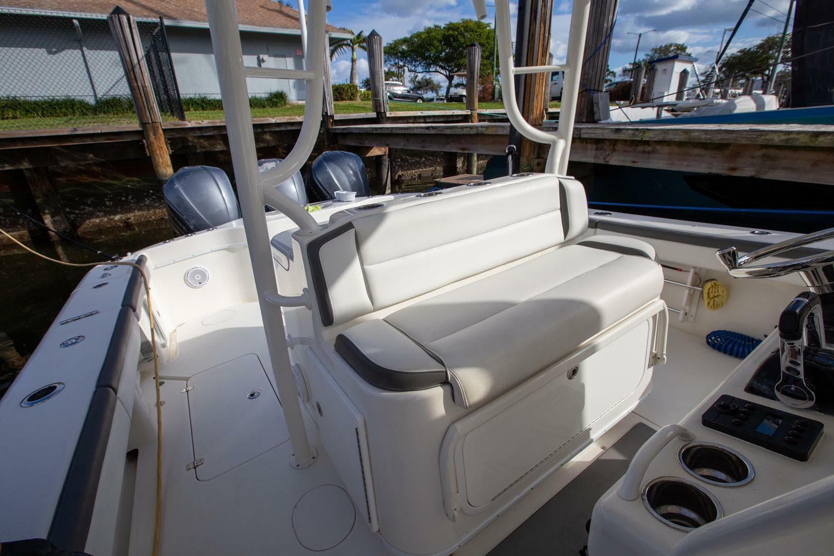 2015 Yellowfin 39 Offshore — photo 12