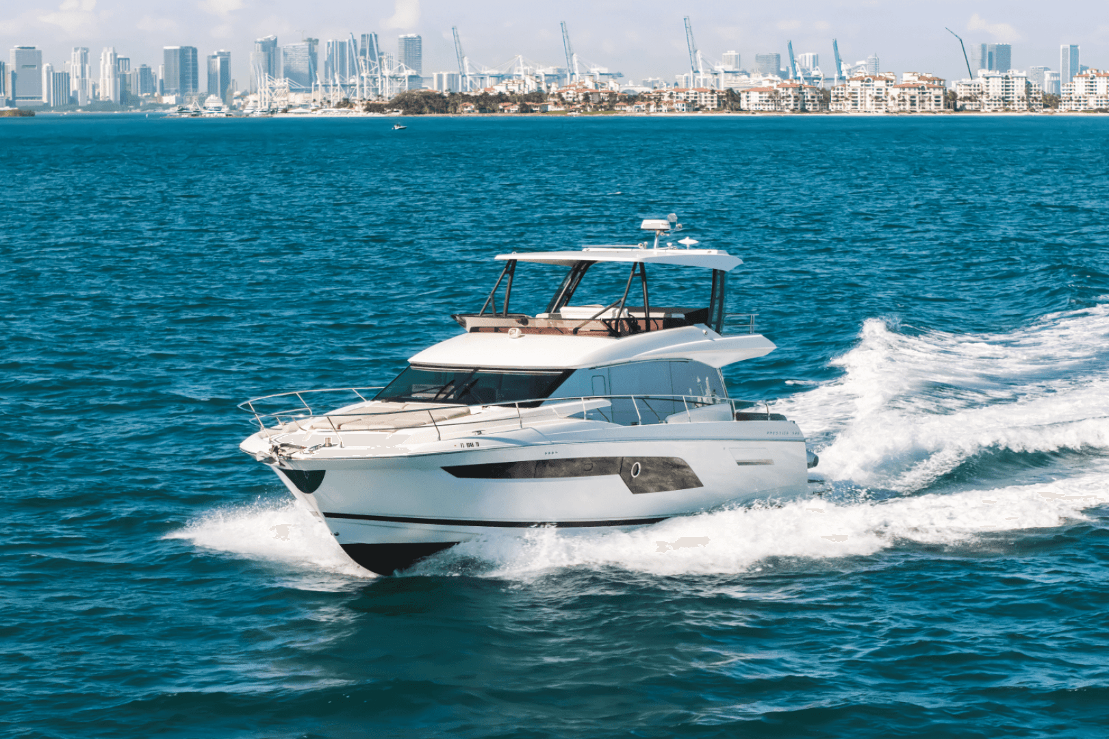 2020 Prestige 520 Flybridge — photo 13
