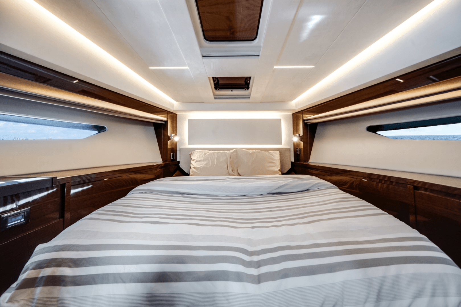 2020 Prestige 520 Flybridge — photo 48