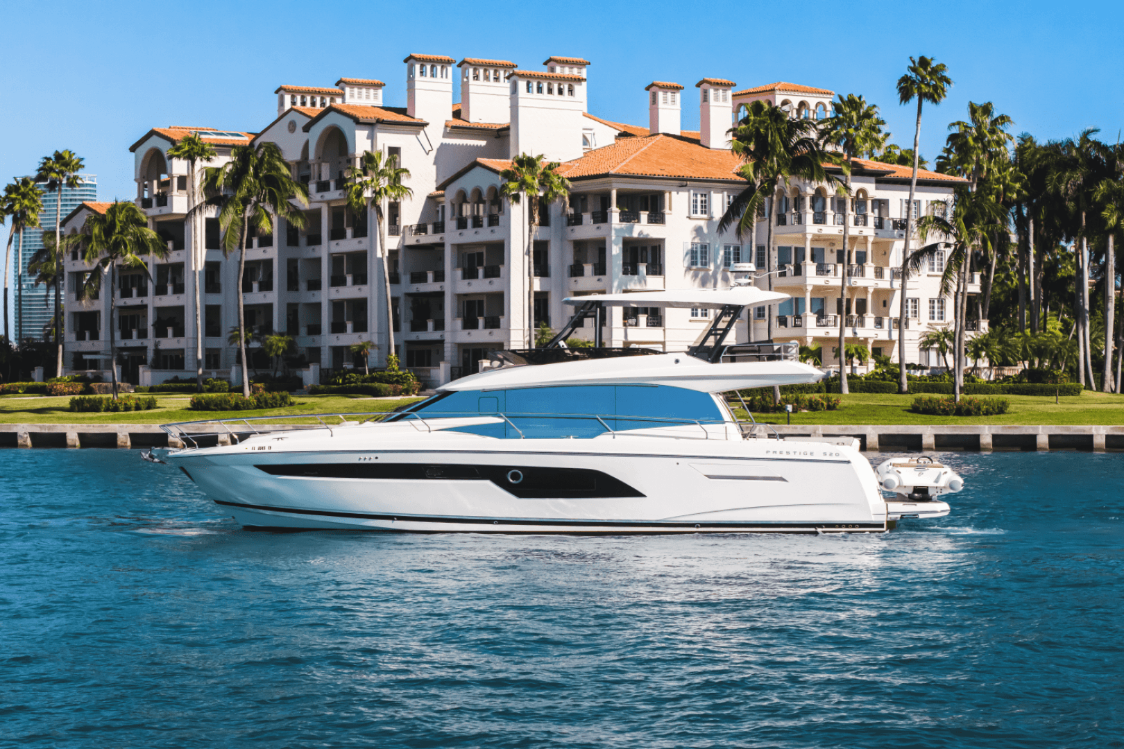 2020 Prestige 520 Flybridge — photo 4