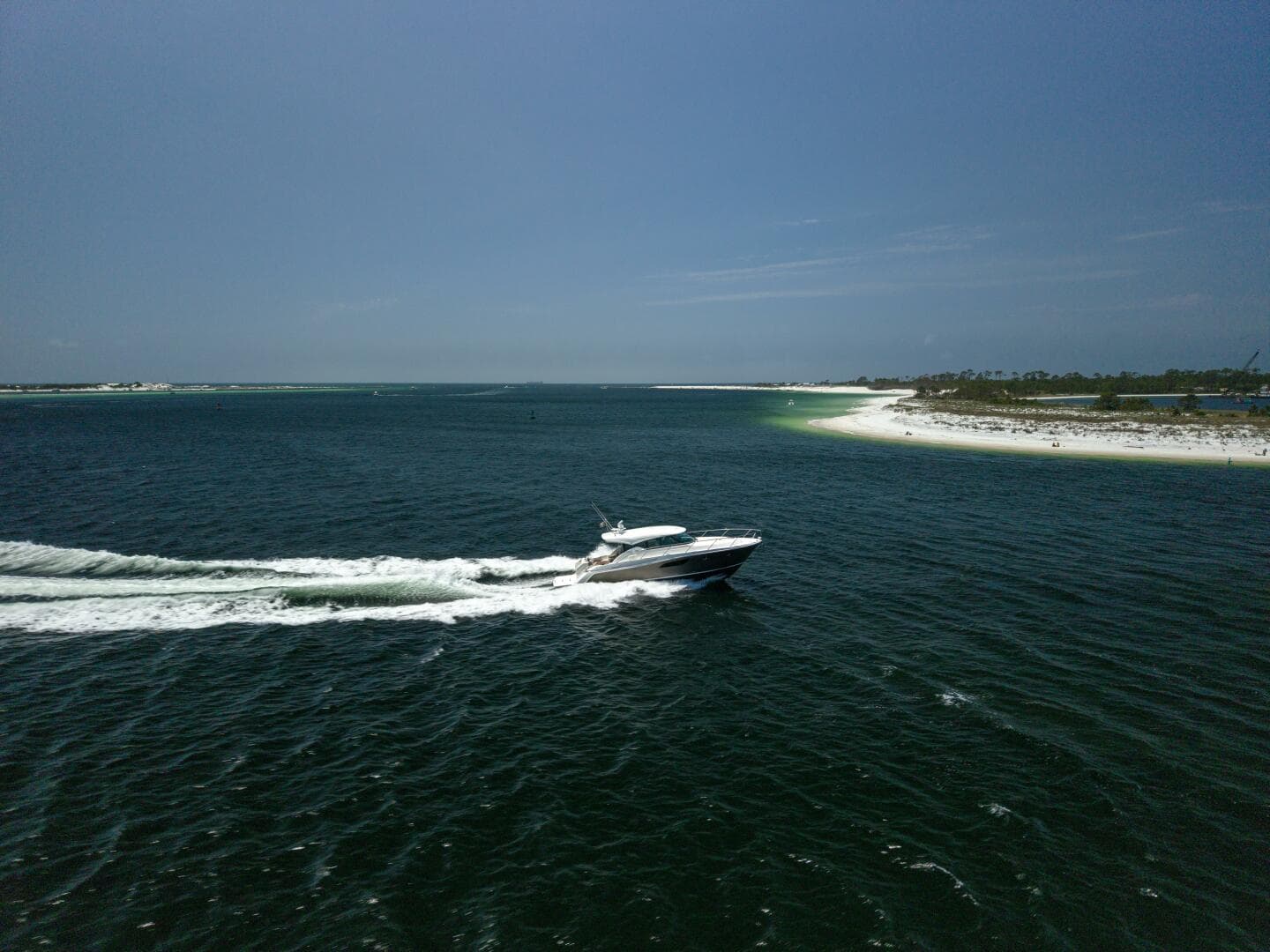 2015 Tiara Yachts 44 Coupe — photo 30