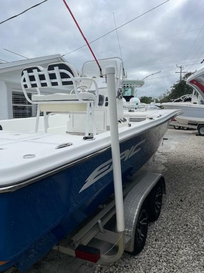 2015 Epic 22 Sport Console — photo 17