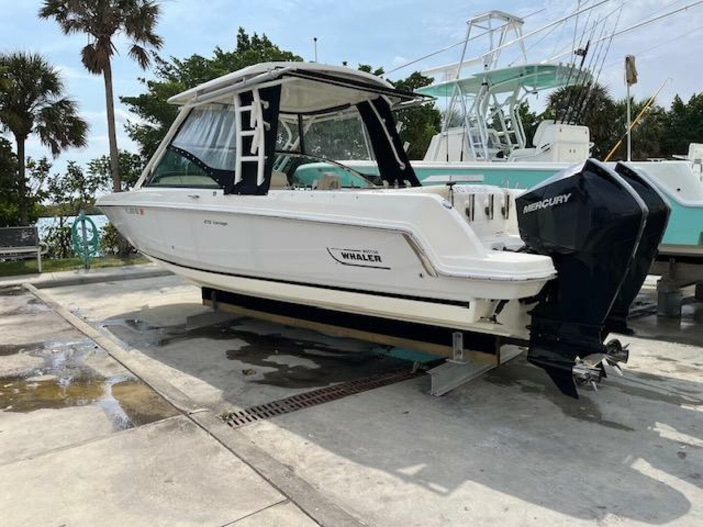 2018 Boston Whaler 270 Vantage — photo 3