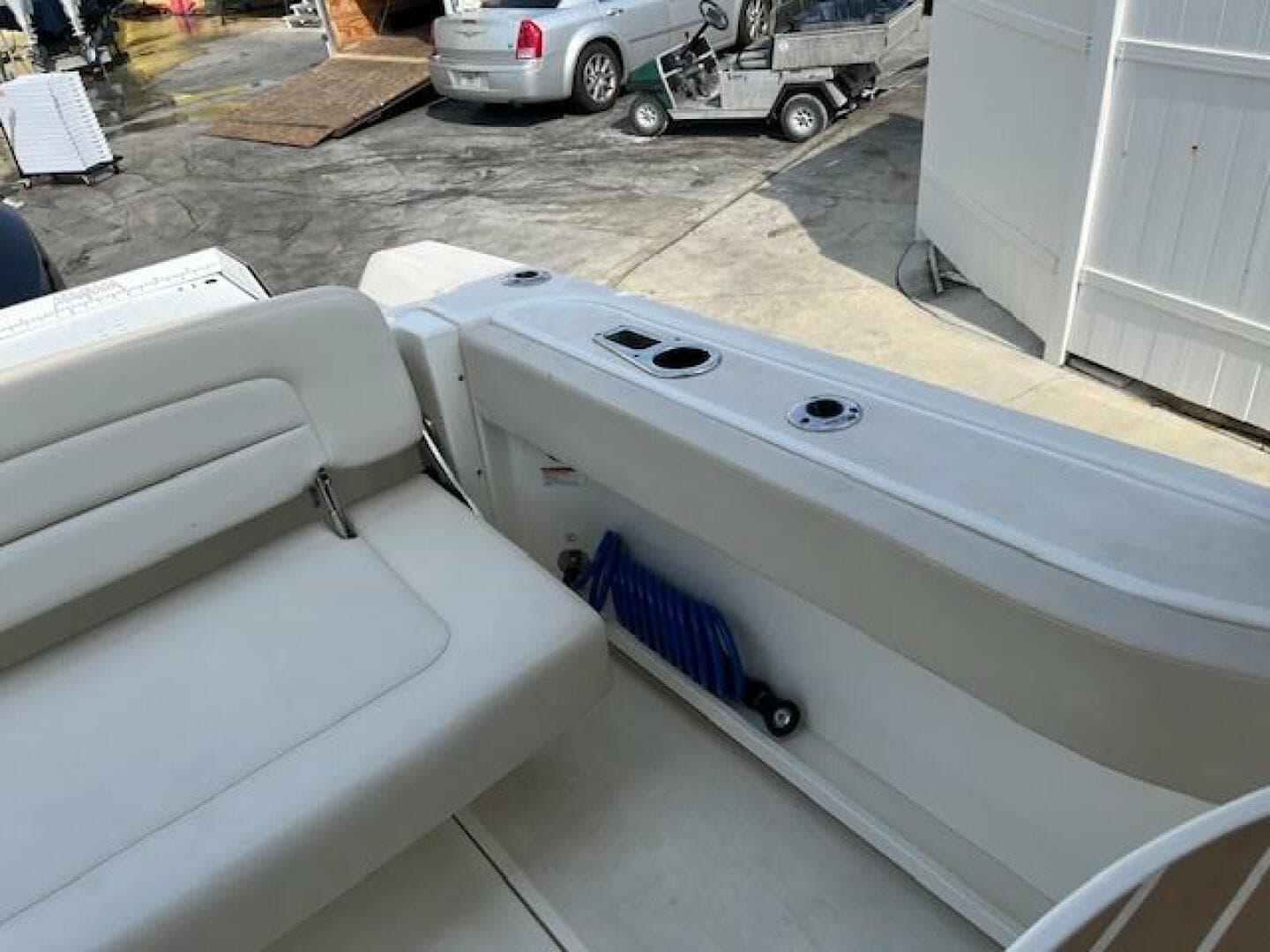 2018 Boston Whaler 270 Vantage — photo 33