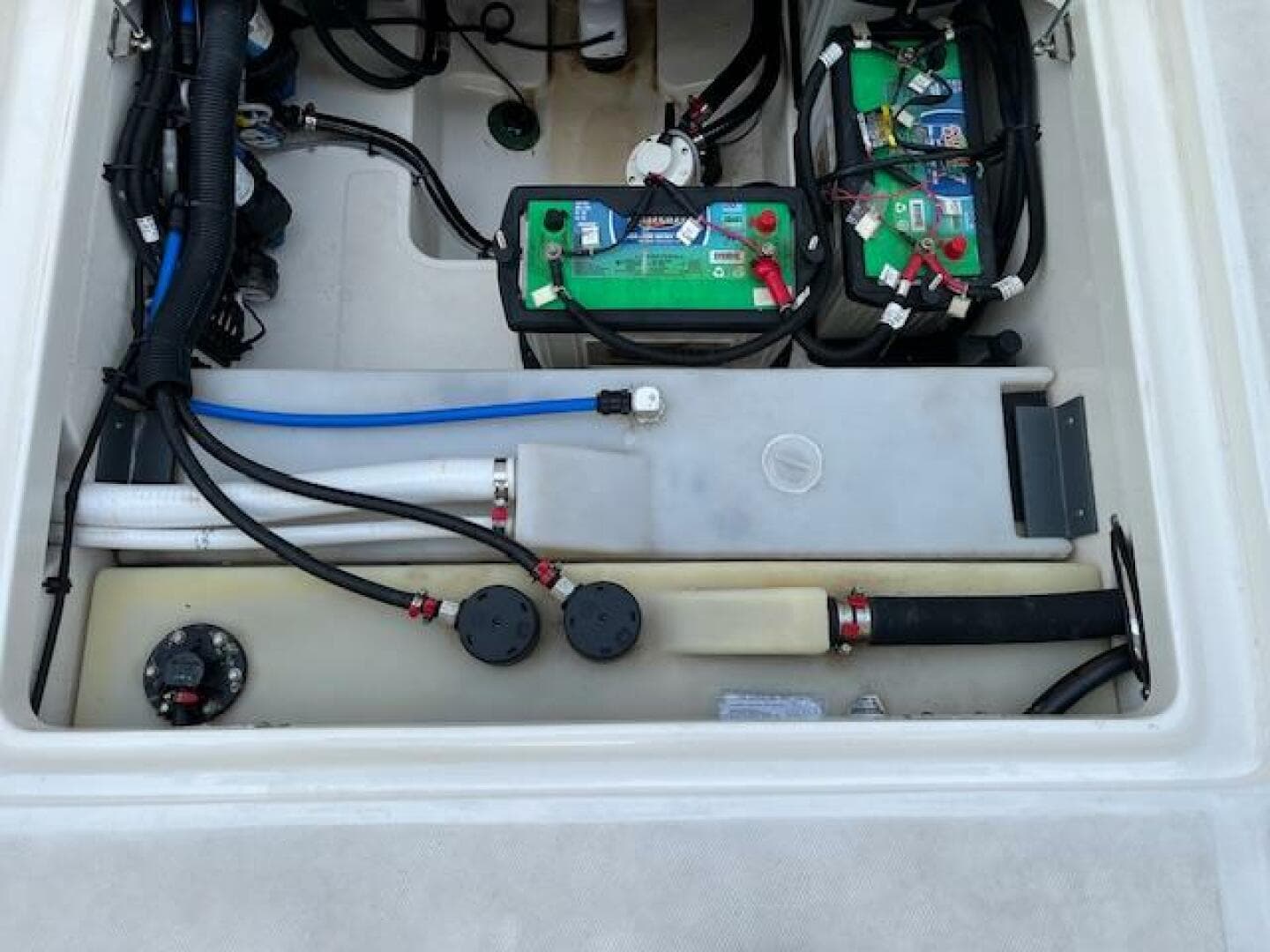 2018 Boston Whaler 270 Vantage — photo 53