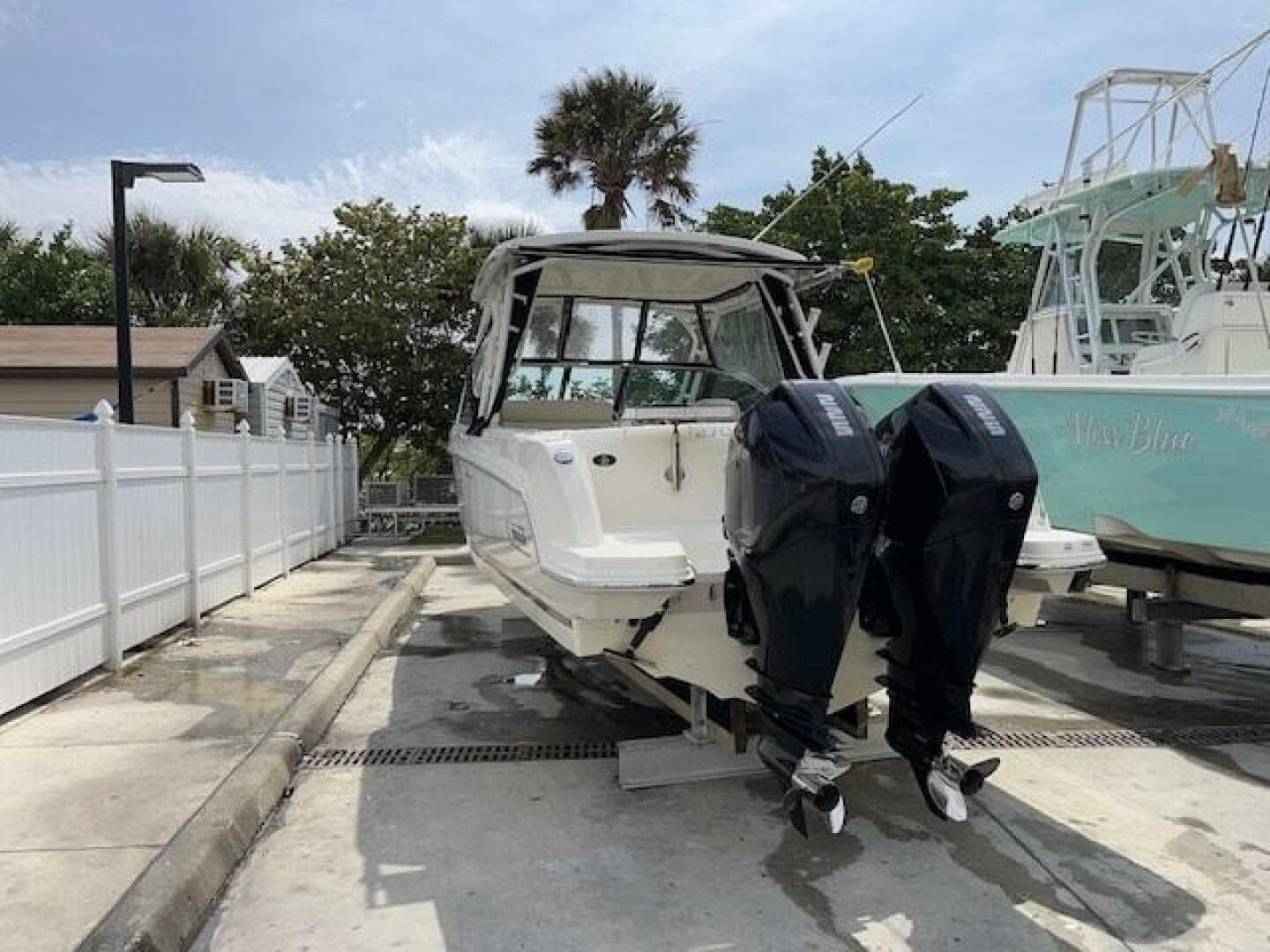 2018 Boston Whaler 270 Vantage — photo 9