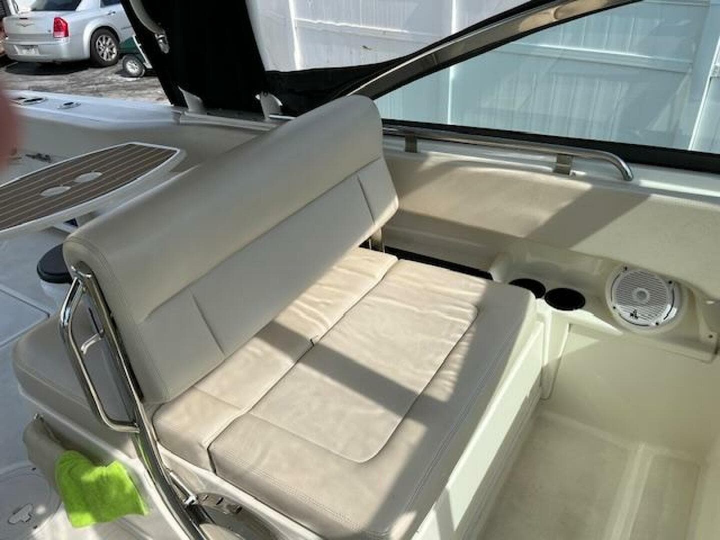 2018 Boston Whaler 270 Vantage — photo 28
