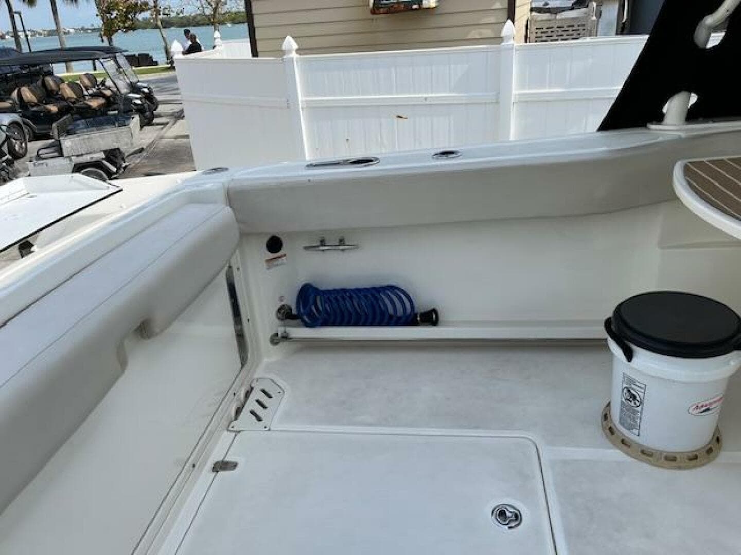 2018 Boston Whaler 270 Vantage — photo 36