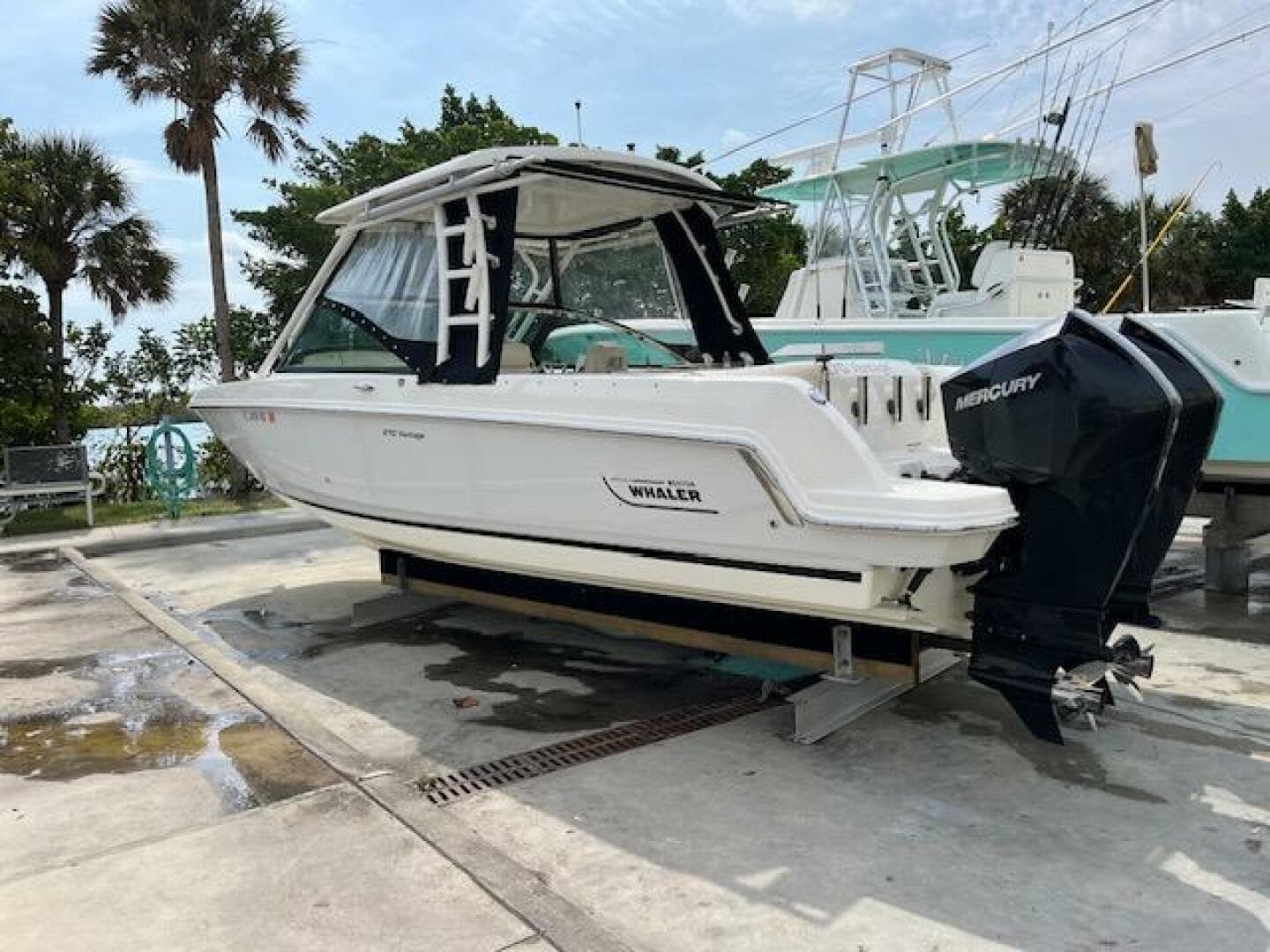 2018 Boston Whaler 270 Vantage — photo 2