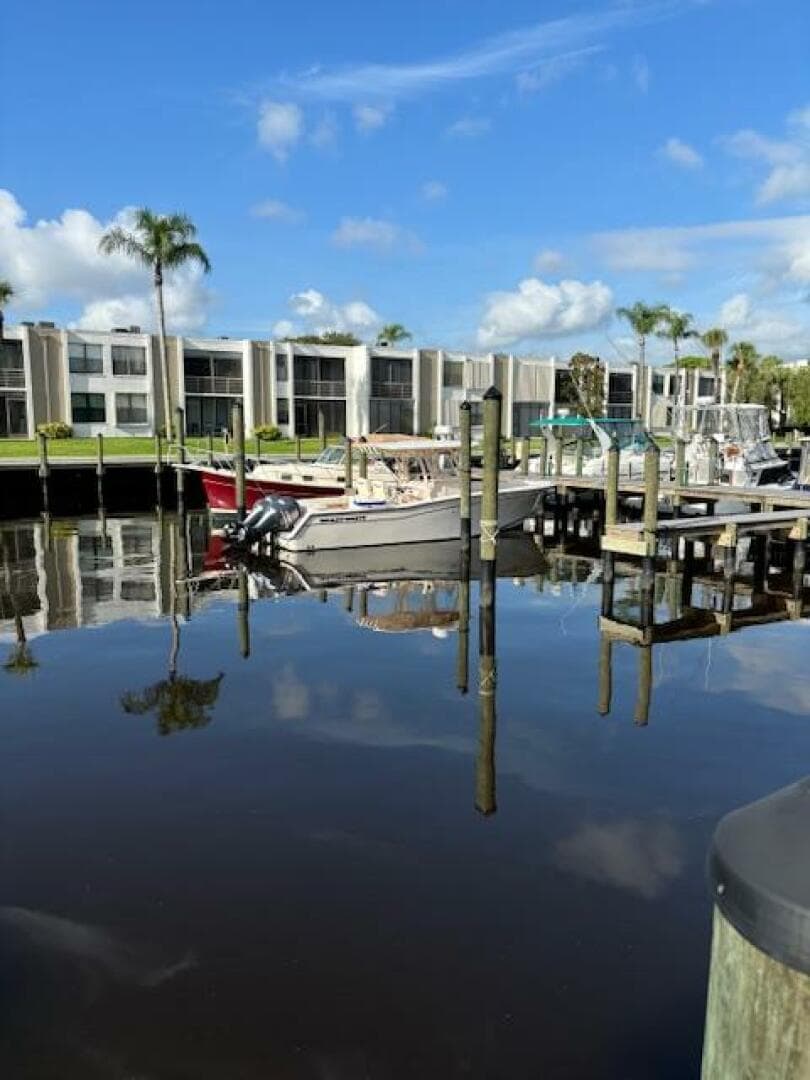 2014 Grady-White Canyon 306 — photo 1