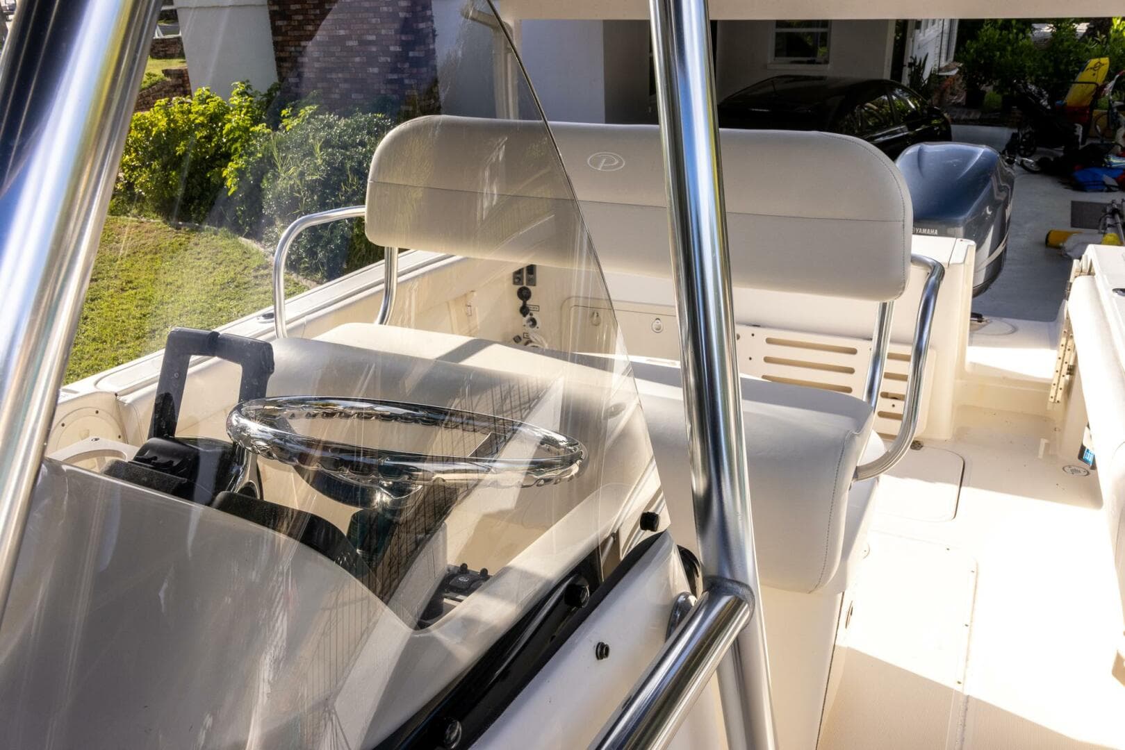 2007 Pursuit C280 — photo 12