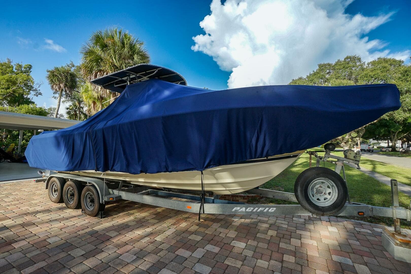 2007 Pursuit C280 — photo 25