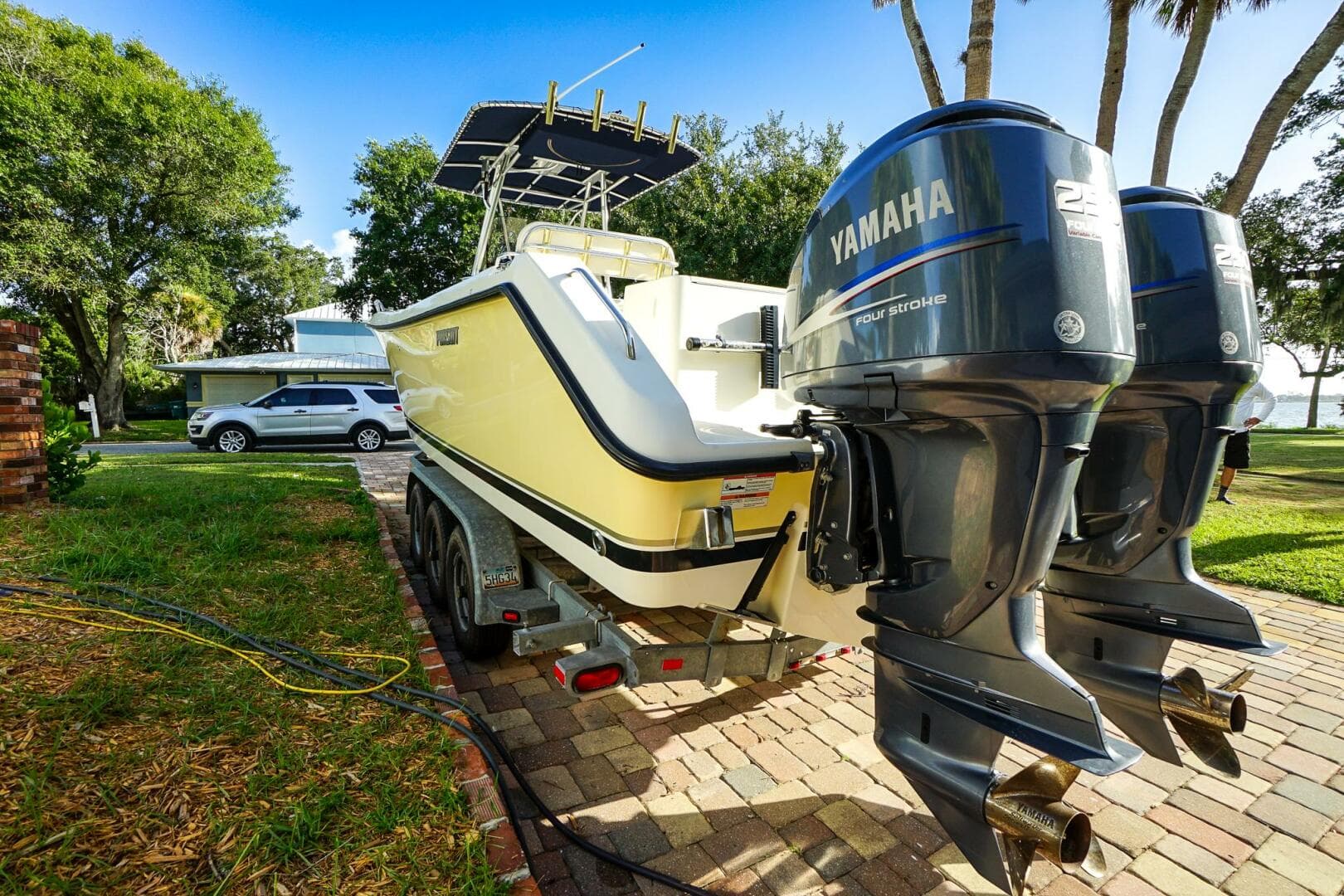 2007 Pursuit C280 — photo 50