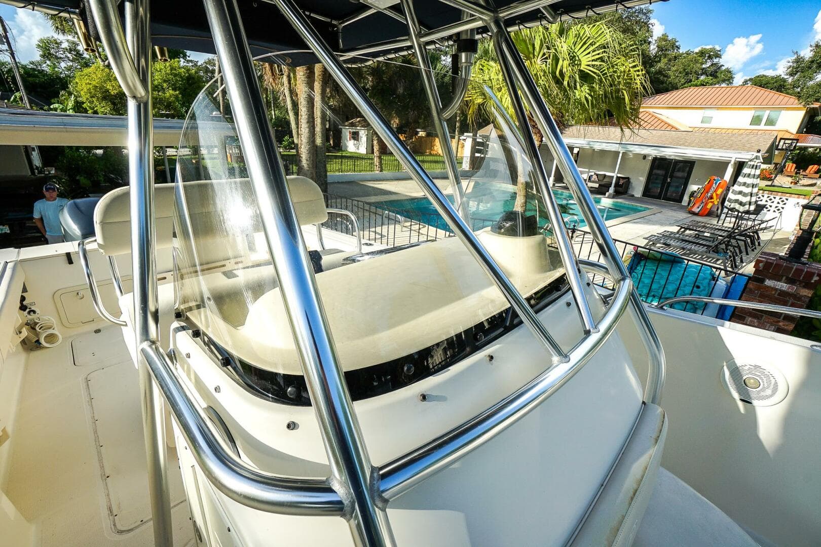 2007 Pursuit C280 — photo 36