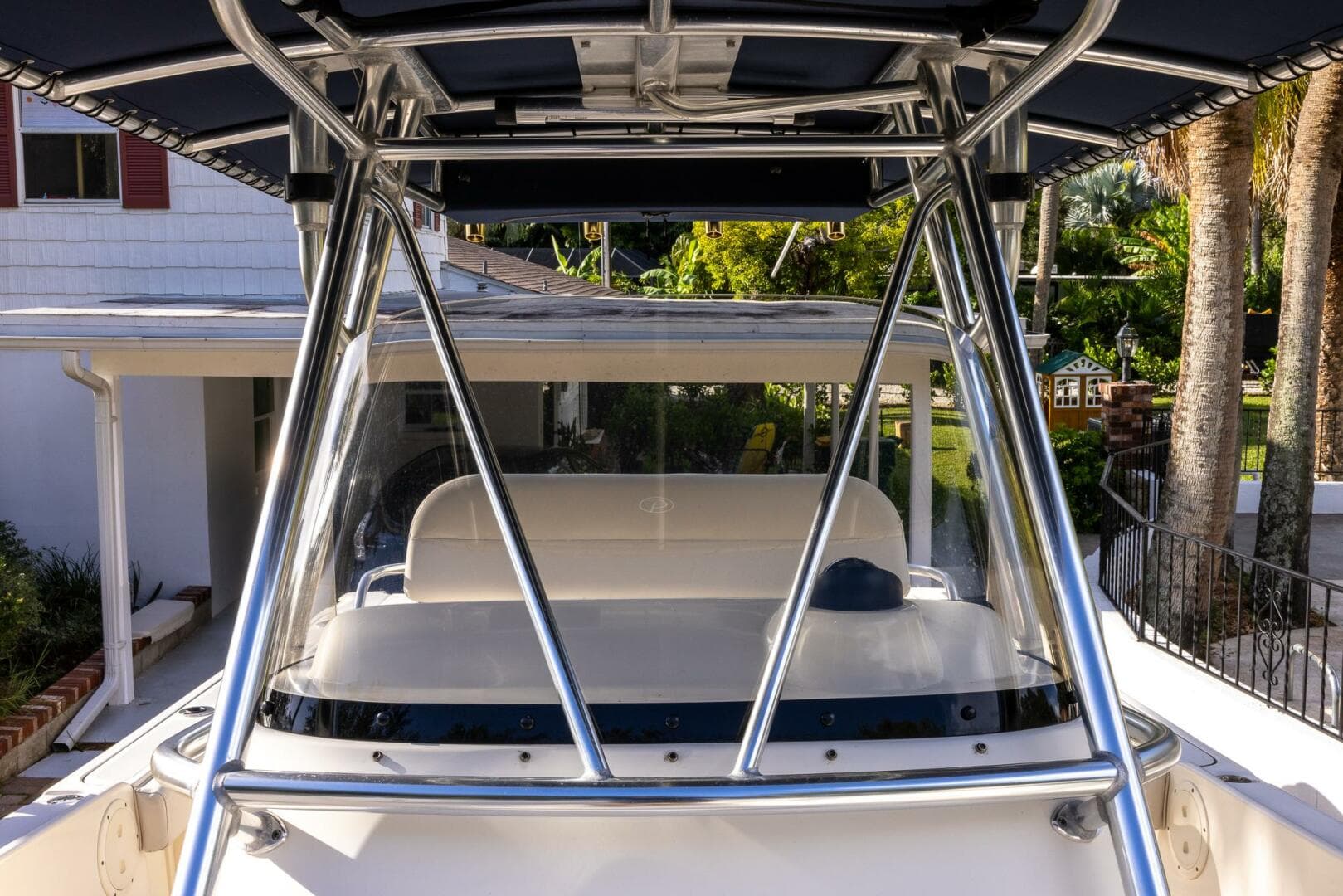 2007 Pursuit C280 — photo 17