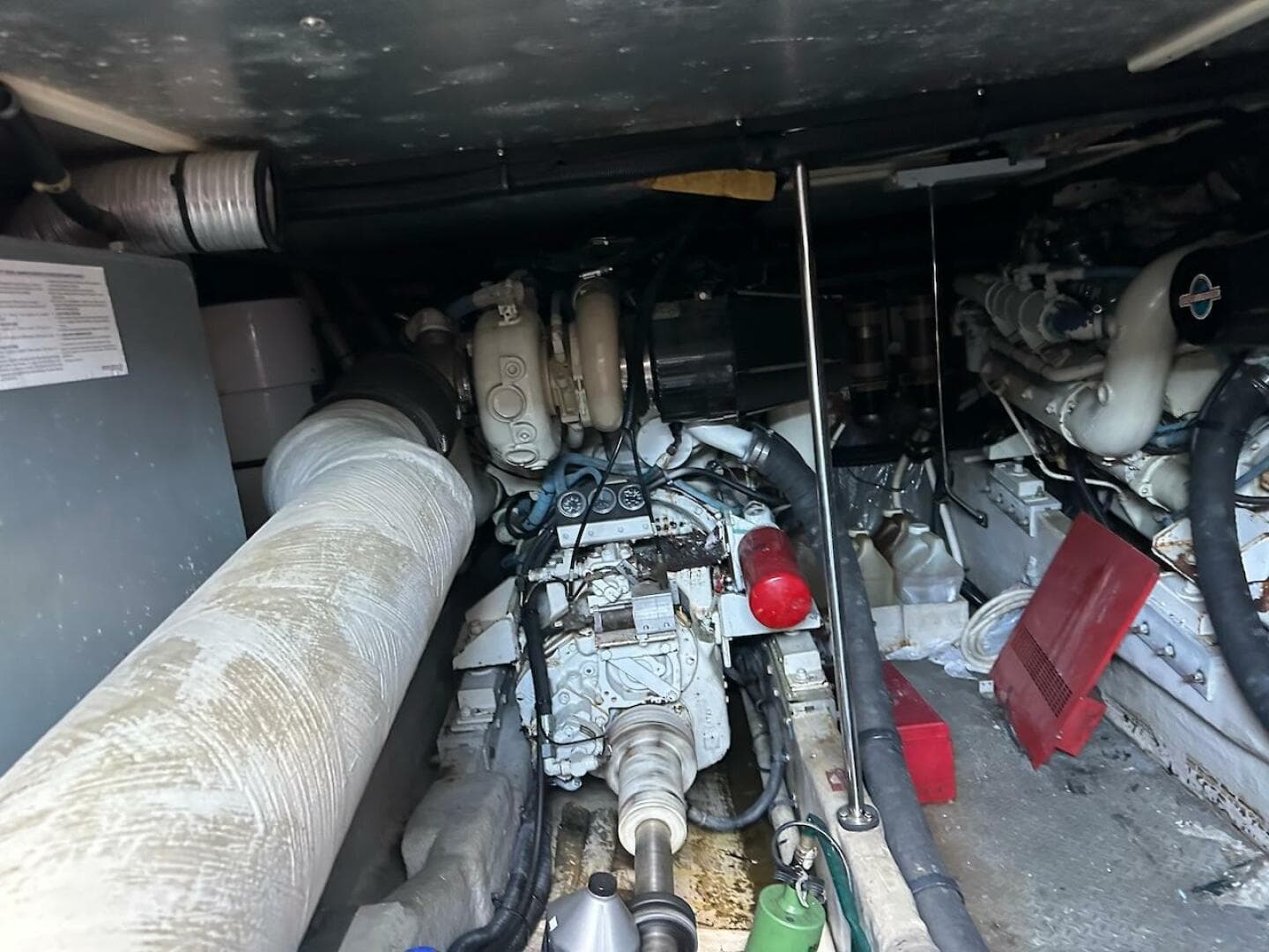 1997 Sea Ray 550 Sedan Bridge — photo 17