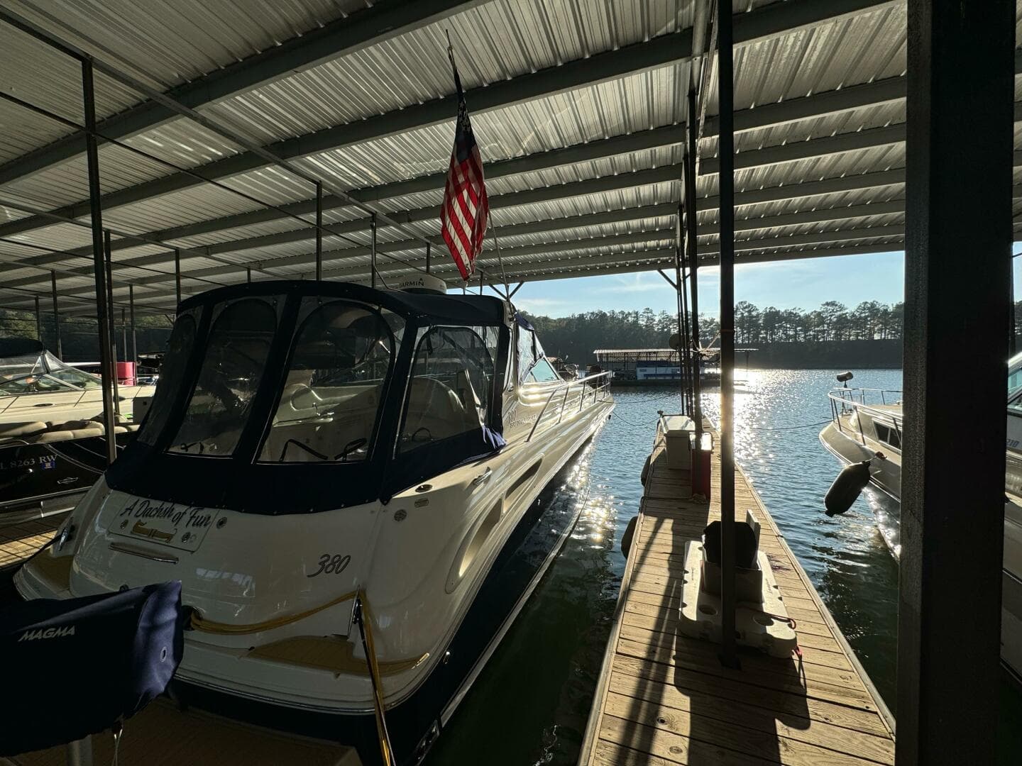 2004 Sea Ray 380 Sundancer — photo 12