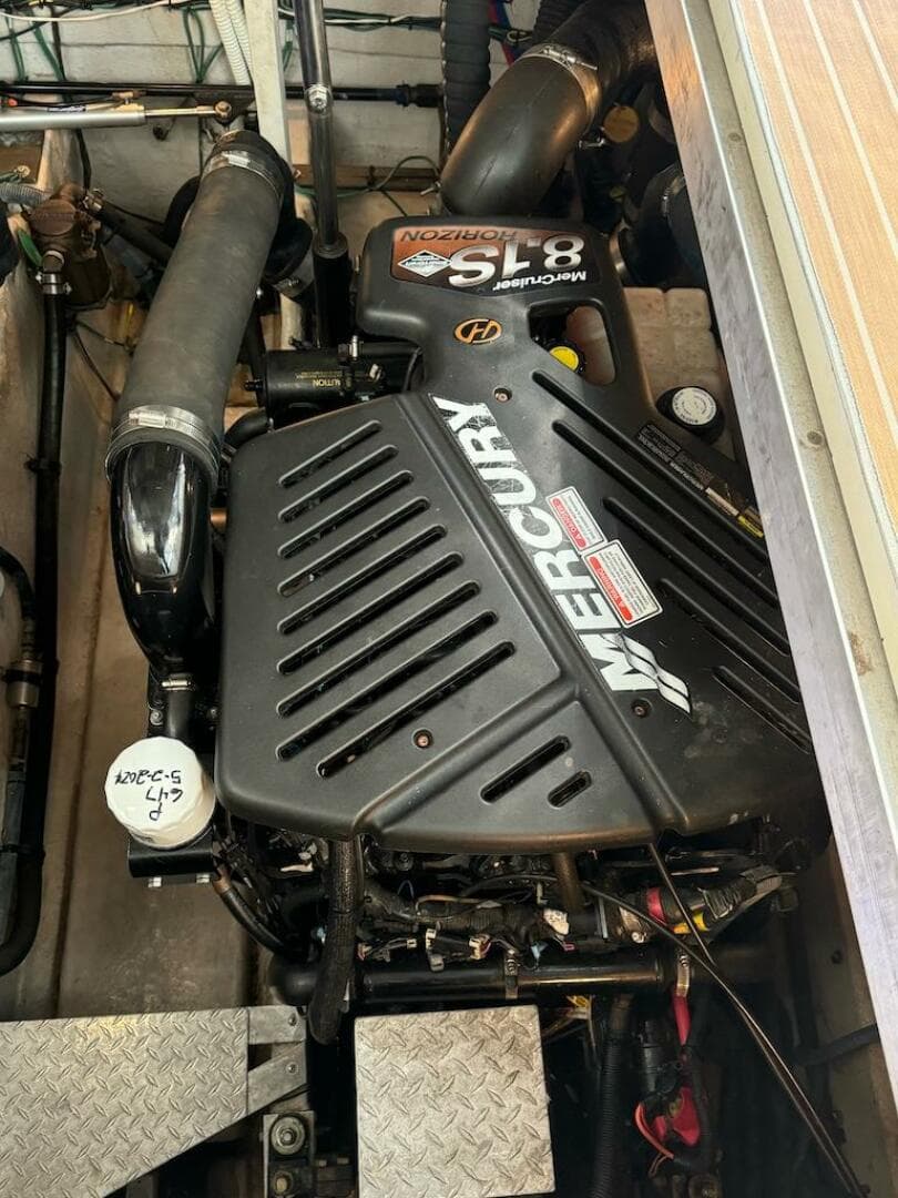 2004 Sea Ray 380 Sundancer — photo 73