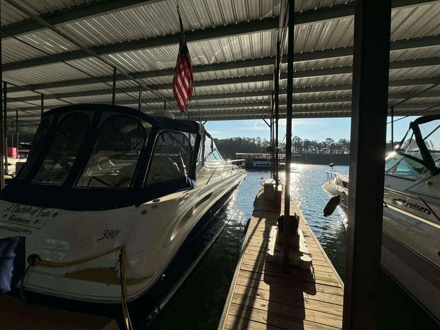 2004 Sea Ray 380 Sundancer — photo 13