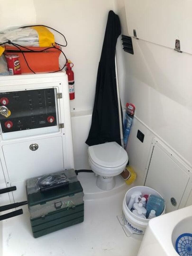 2015 Cobia 344 Center Console — photo 11