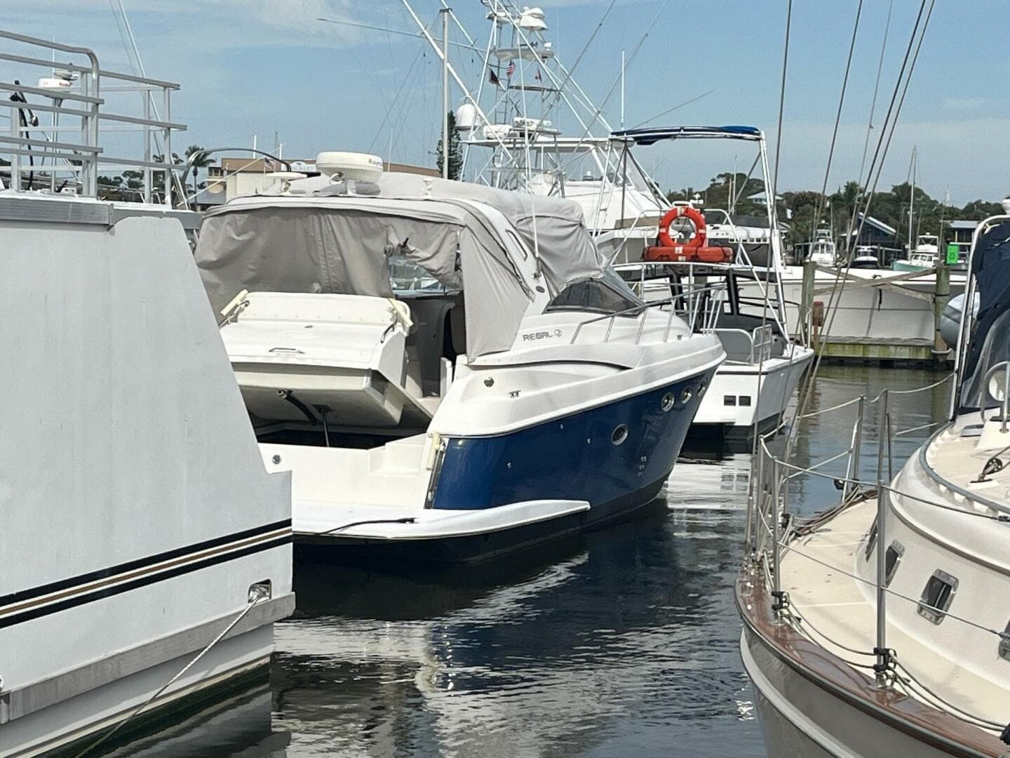 2003 Regal Commodore 3860 — photo 3