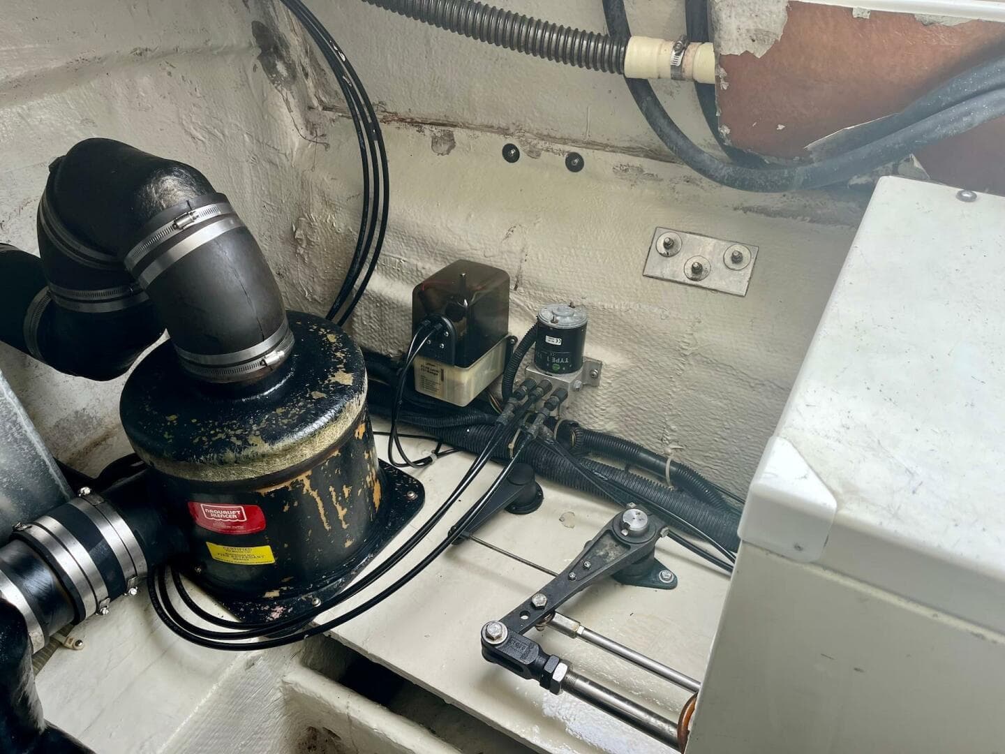 2003 Regal Commodore 3860 — photo 12