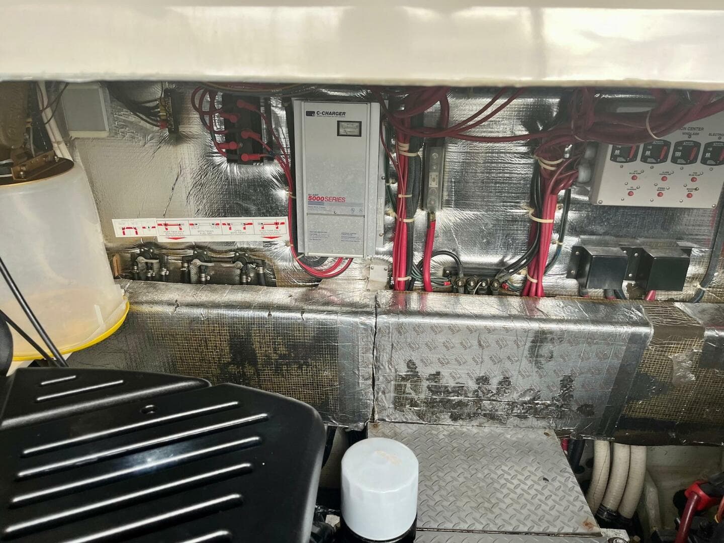 2003 Regal Commodore 3860 — photo 17