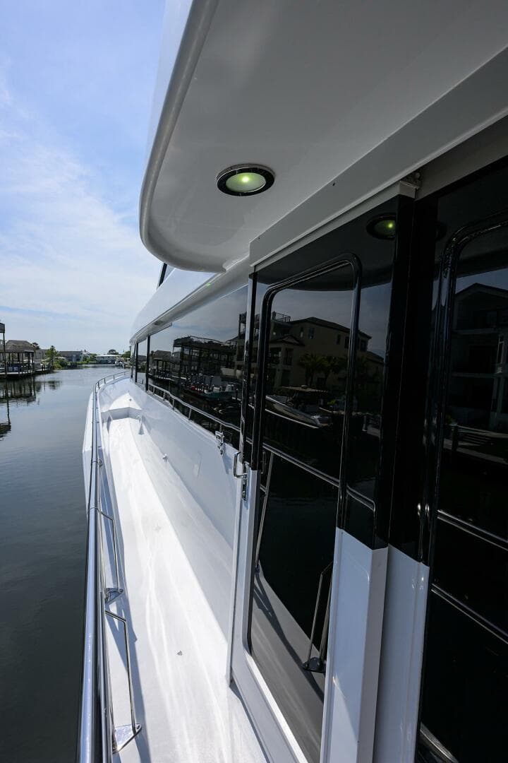 1997 Broward 108 Raised Pilothouse — photo 118