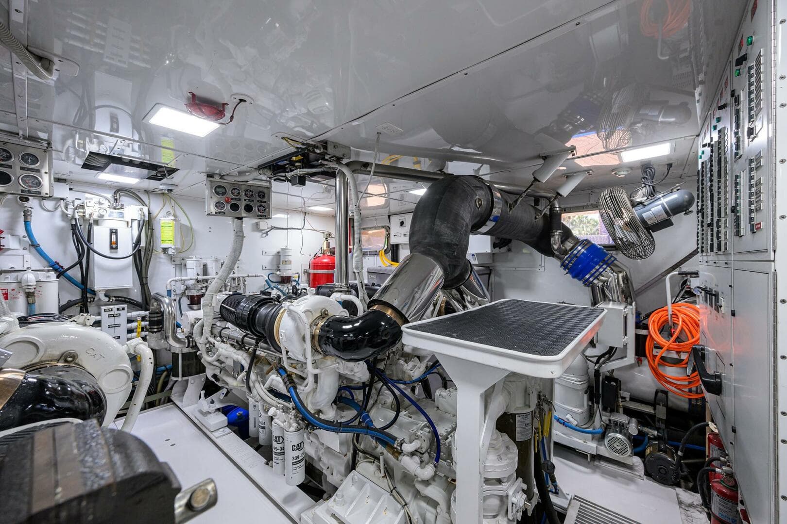 1997 Broward 108 Raised Pilothouse — photo 135