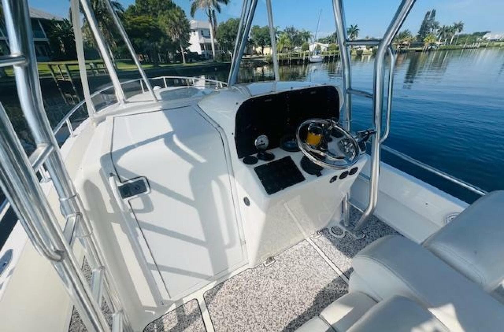 1999 Venture 34 Walkaround With Tower — photo 34