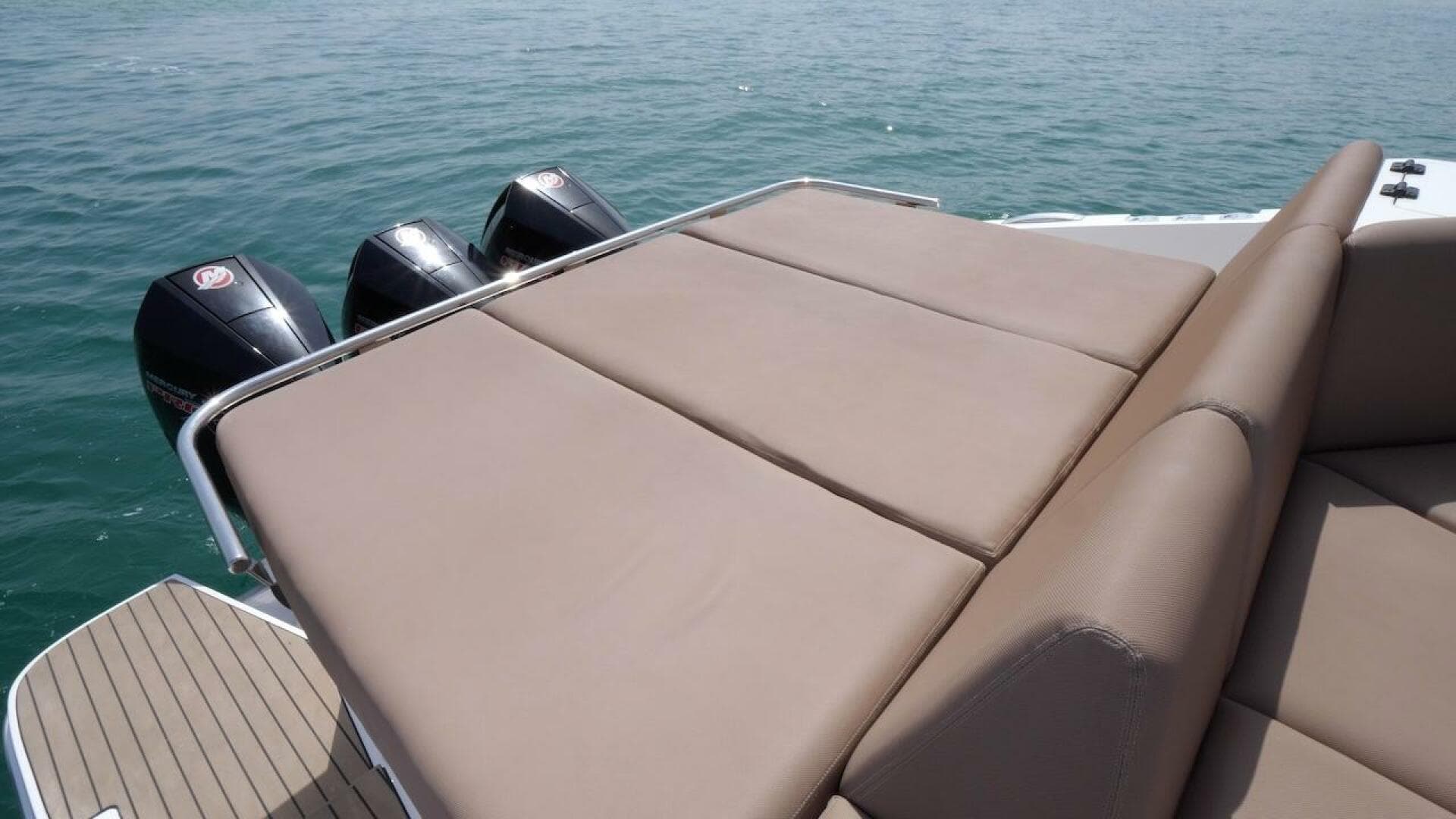 2024 Oryx 379 — photo 10