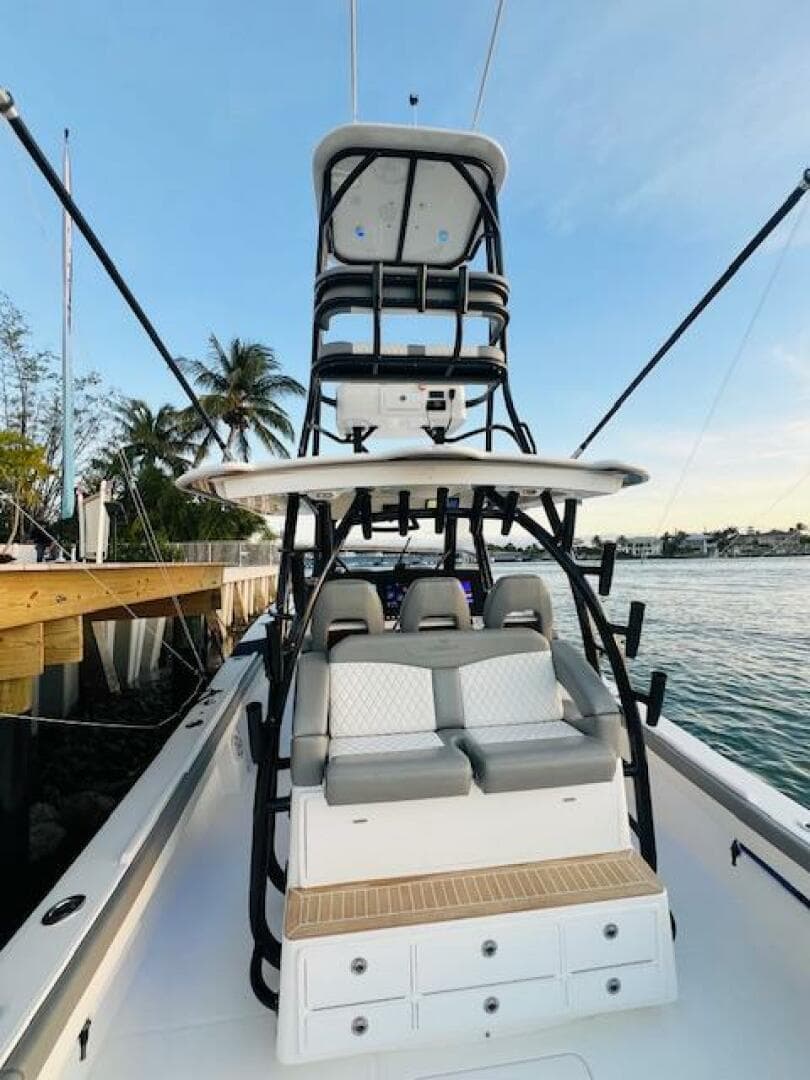 2024 Regulator 41 — photo 29