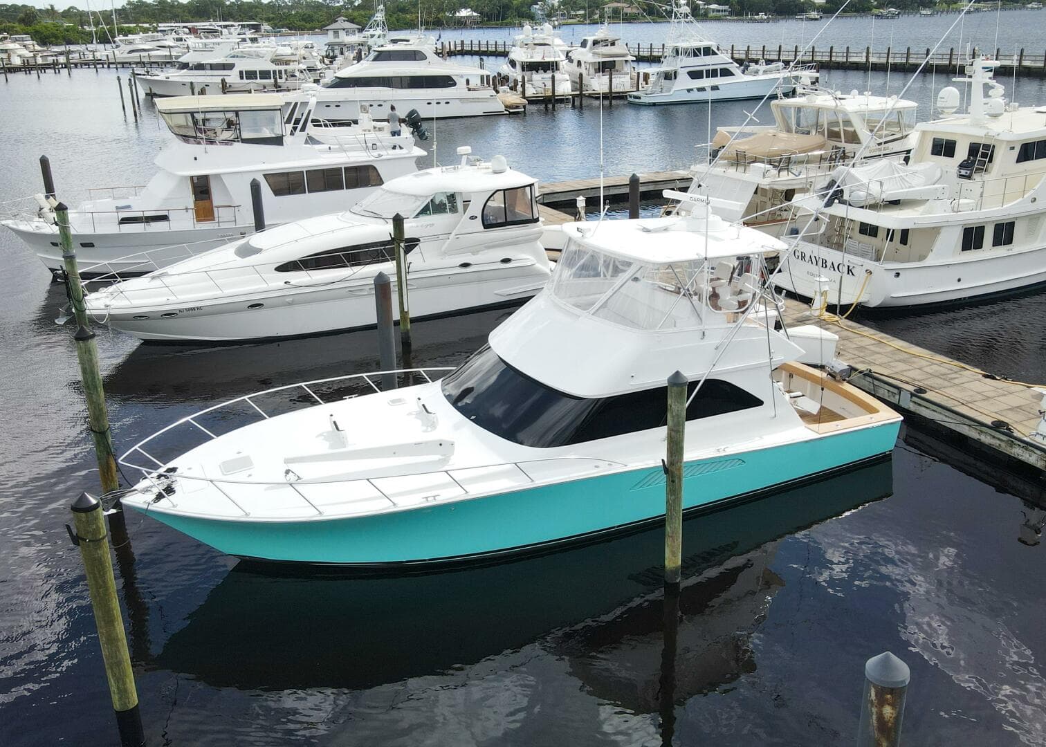 2005 Viking 48 Convertible — photo 1