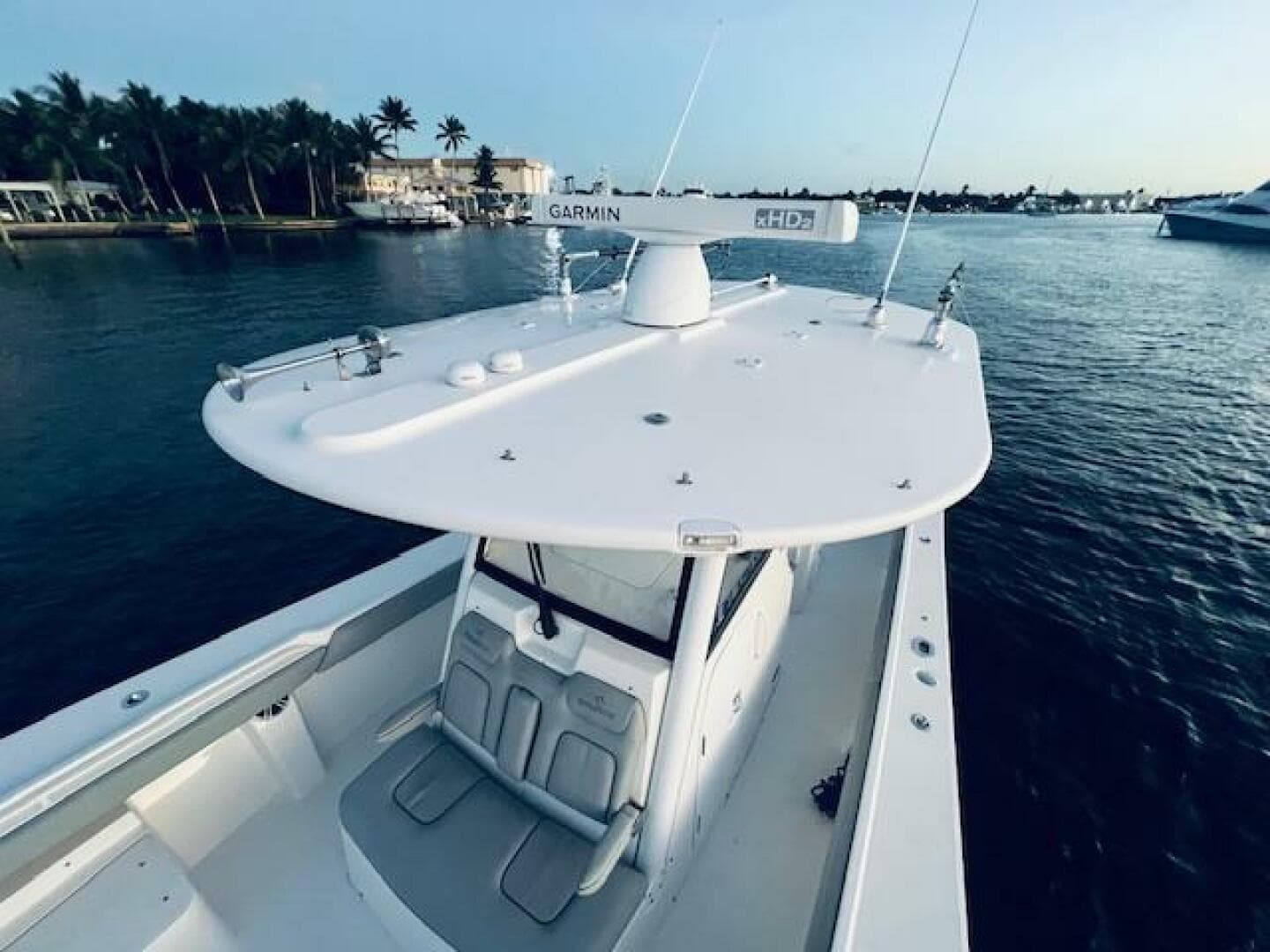 2021 Regulator 34 — photo 30