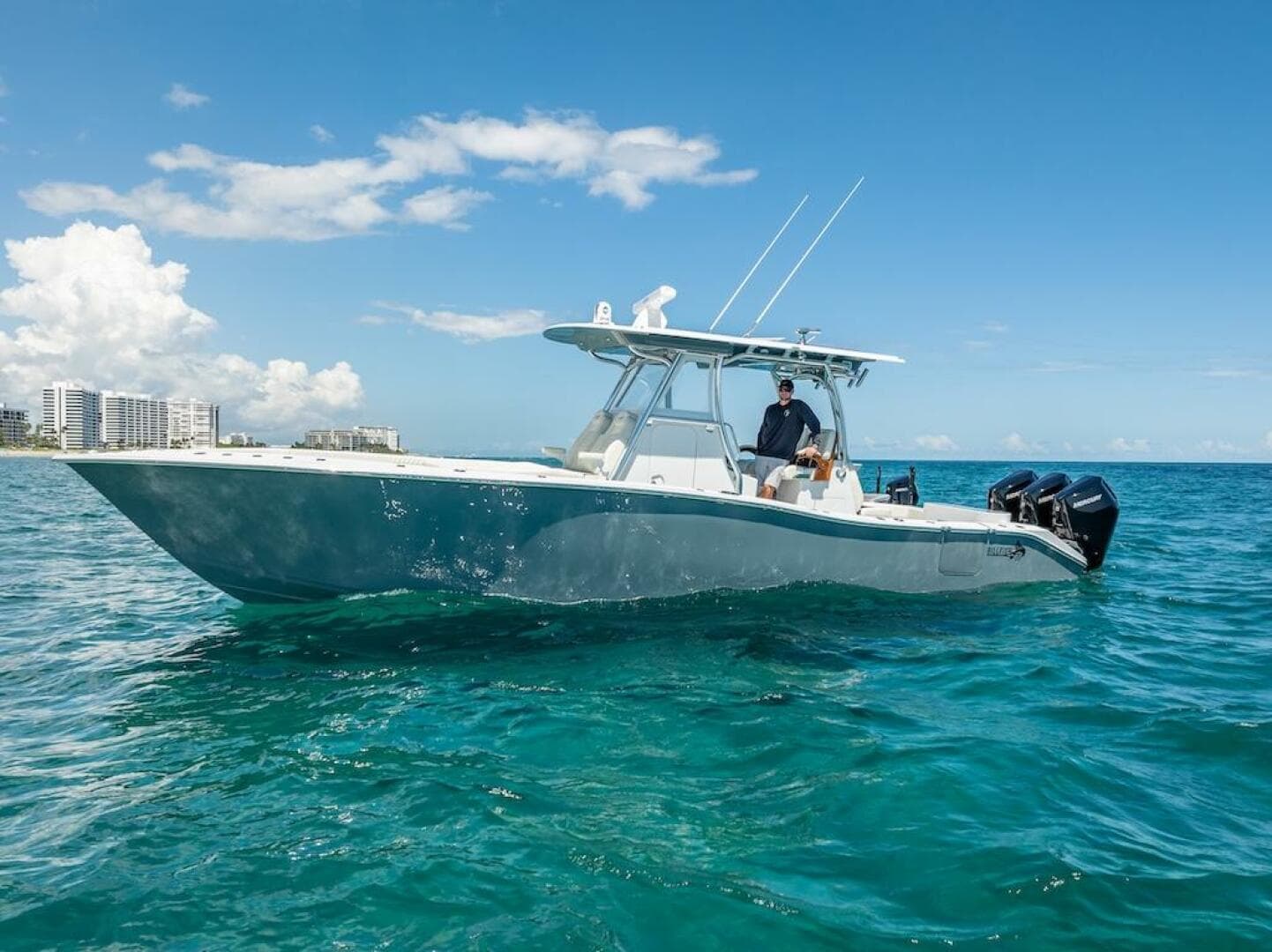2025 Billfish 39 Center Console W/tower — photo 9