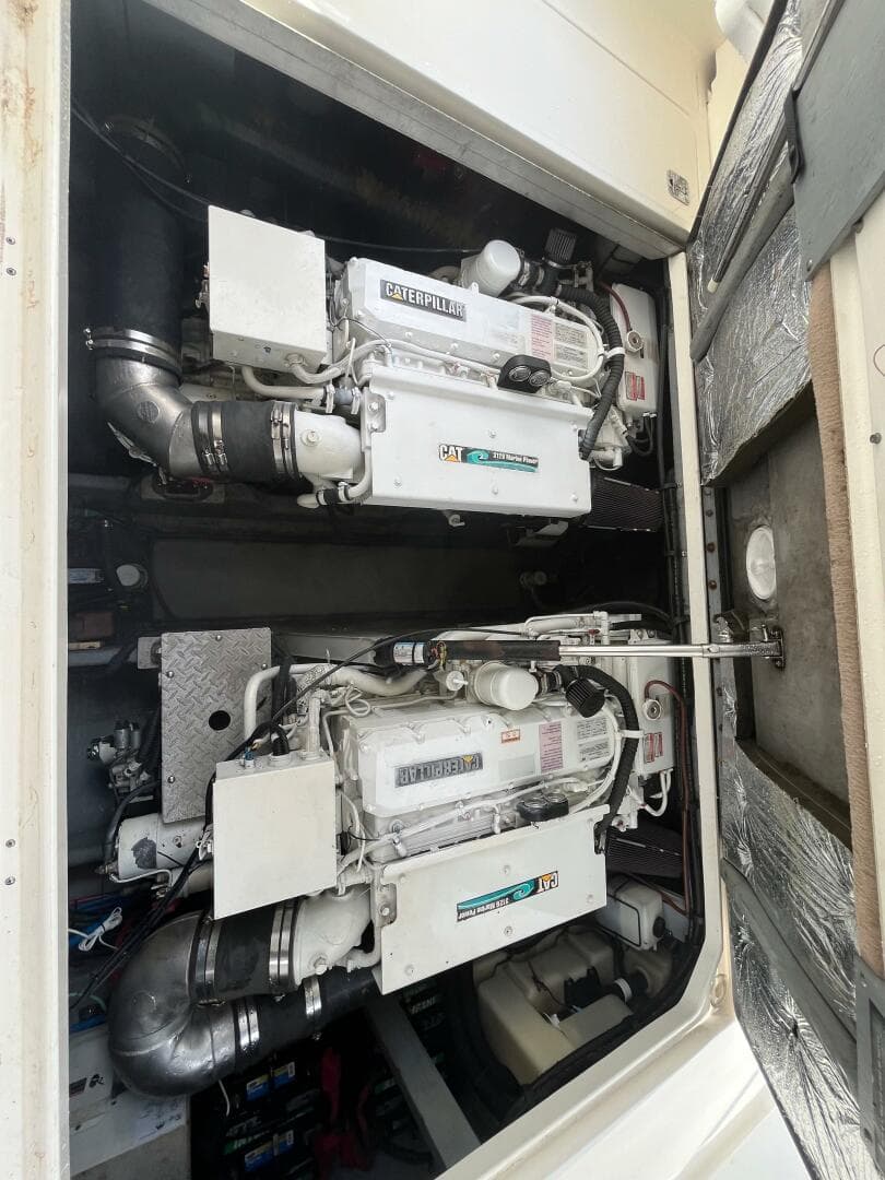 2001 Sea Ray 410 Sundancer — photo 26