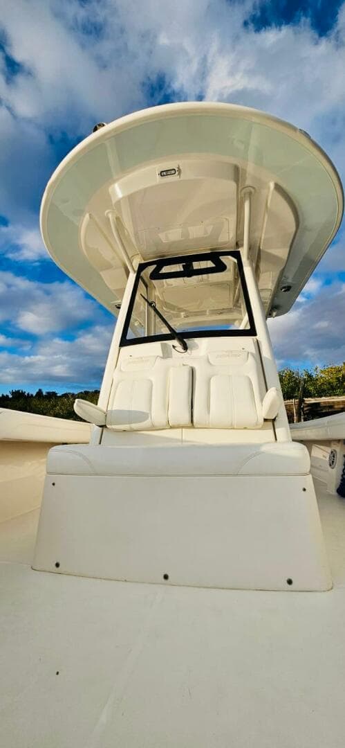 2021 Regulator 34 — photo 16