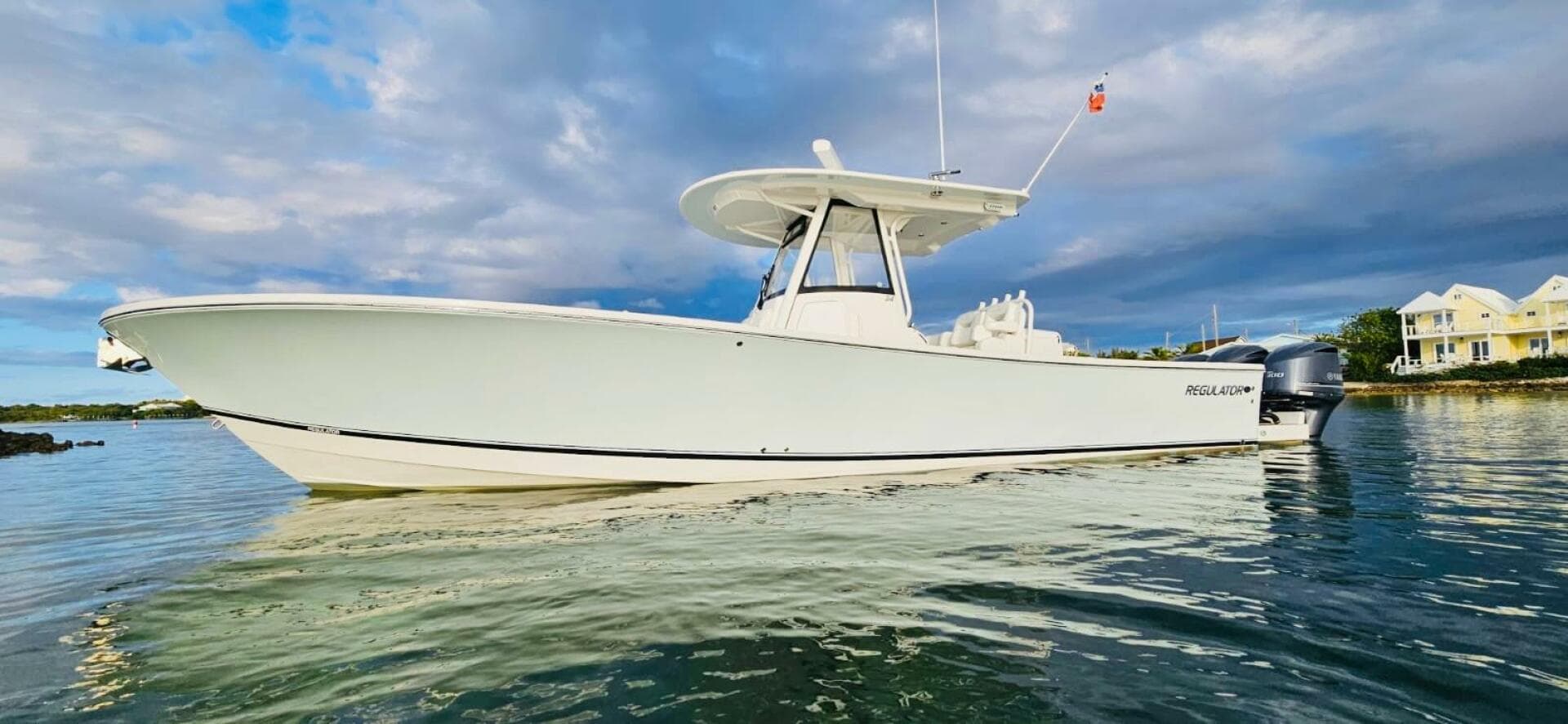 2021 Regulator 34 — photo 1